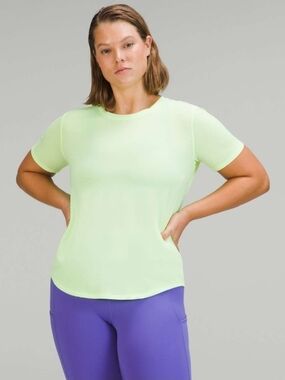Lululemon High-Neck Running  Training T-Shirt Faded Zap No SZ Tag Size LARGE??